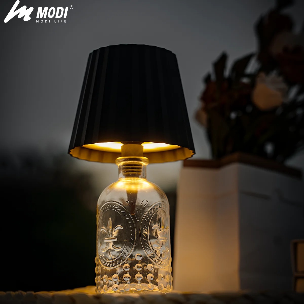 โคมไฟตั้งโต๊ะขวดควบคุมแบบสัมผั - Colour Changing Bulb บทวิจารณ์และราคา